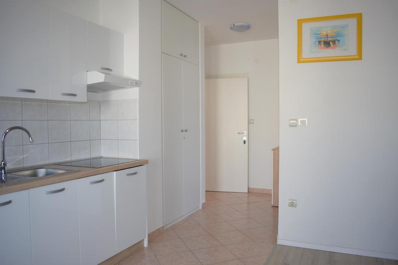 Apartments Janja Murter Exterior photo
